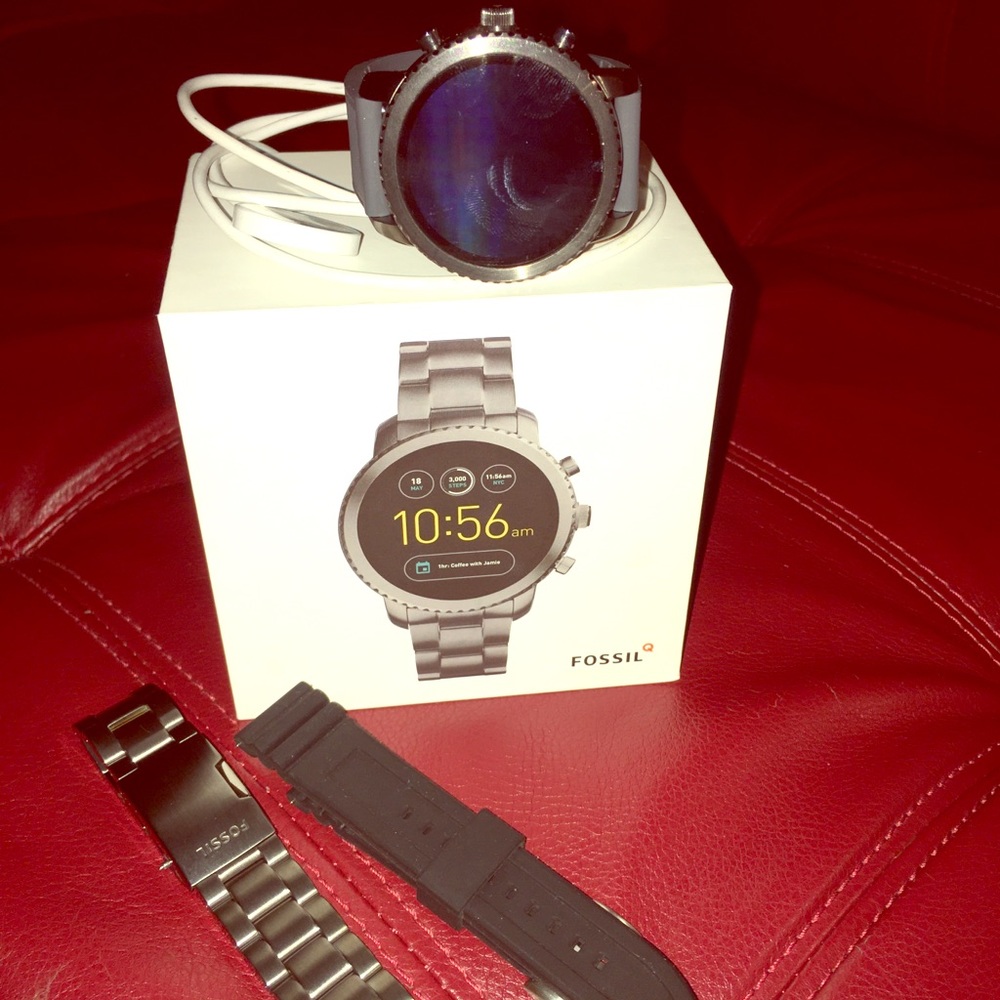 Fossil Q Smart Watch with 2 extra bands & charger